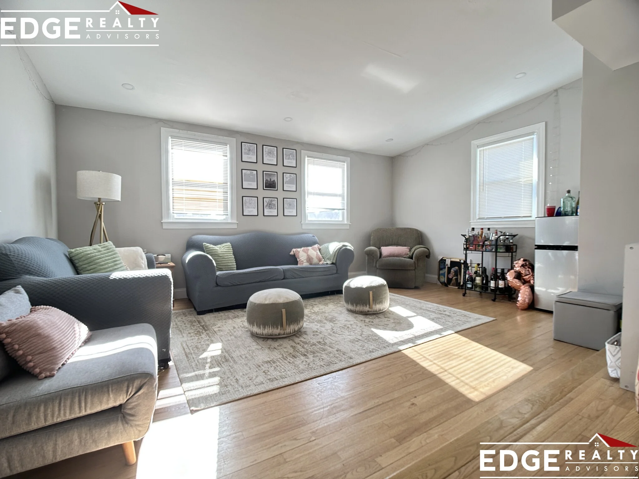 5 bed, 2 bath apartment for rent at 10 Glenmont Rd Unit 1, Brighton — photo 4 of 14