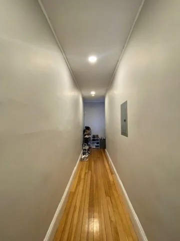 5 bed, 1 bath apartment for rent at 10 Glenville Ave Unit 3, Allston — photo 7 of 11