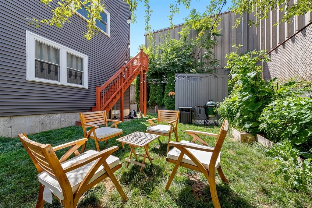 2 bed, 2 bath apartment for rent at 10 Grant St Unit 1, Winter Hill — photo 25 of 26