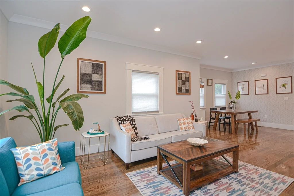 2 bed, 2 bath apartment for rent at 10 Grant St Unit 1, Winter Hill — photo 4 of 21