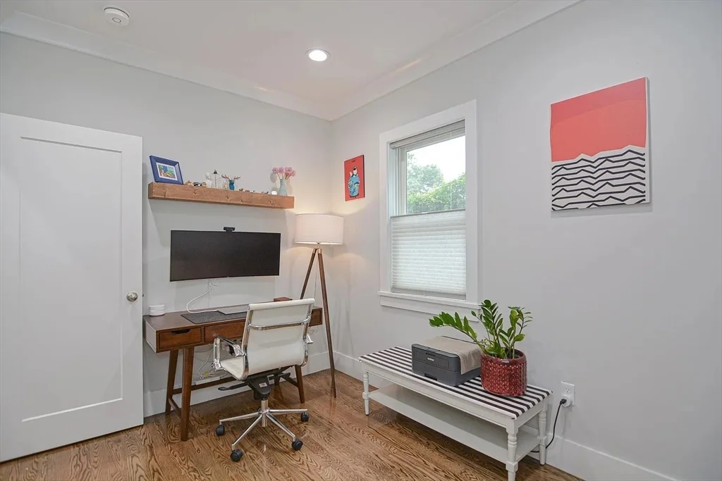 2 bed, 2 bath apartment for rent at 10 Grant St Unit 1, Winter Hill — photo 15 of 21