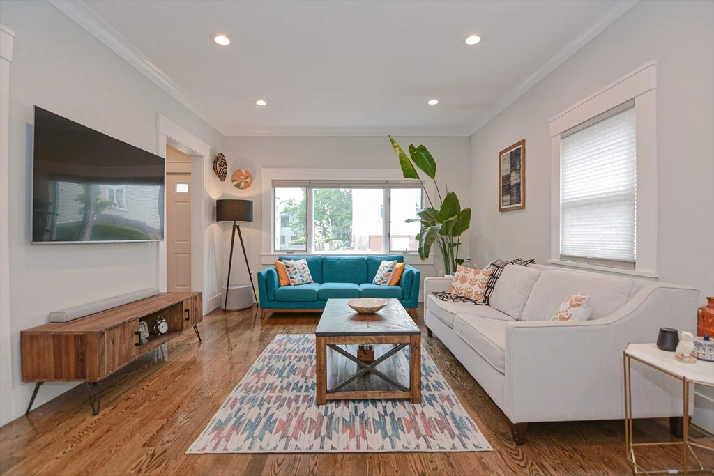 2 bed, 2 bath apartment for rent at 10 Grant St Unit 1, Winter Hill