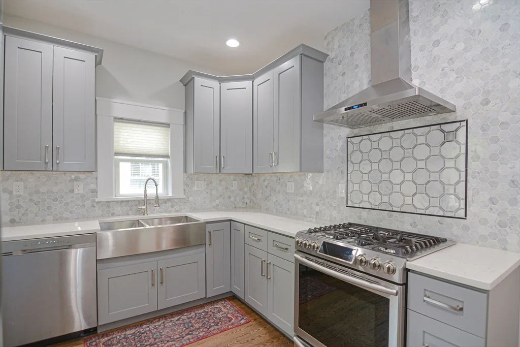 2 bed, 2 bath apartment for rent at 10 Grant St Unit 1, Winter Hill — photo 7 of 21
