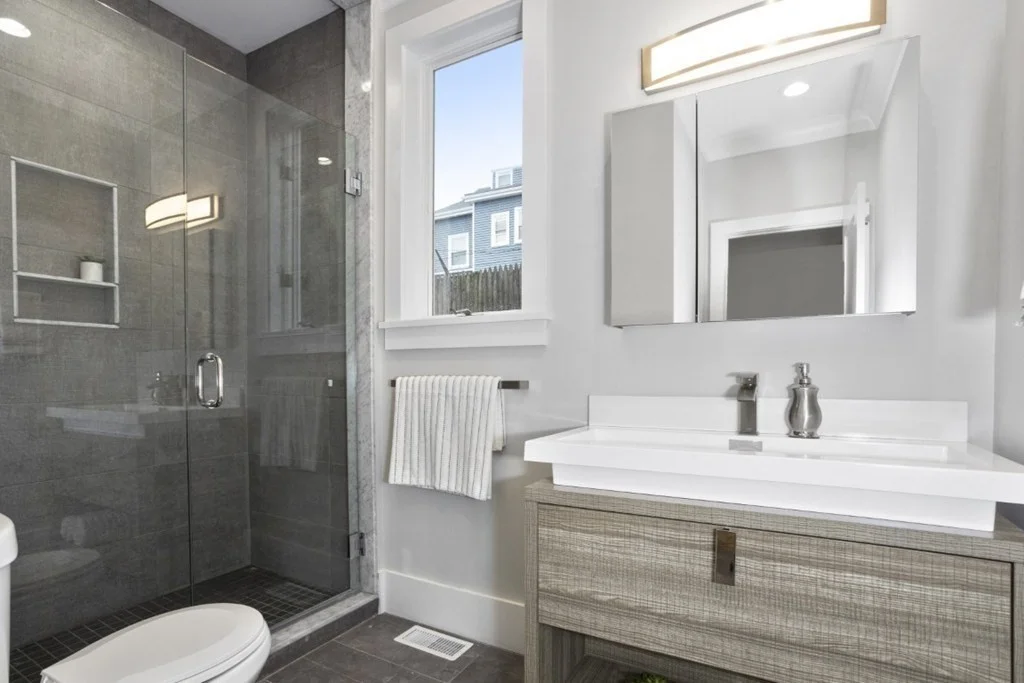 2 bed, 2 bath apartment for rent at 10 Grant St Unit 1, Winter Hill — photo 14 of 26