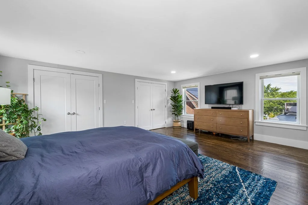 3 bed, 3 bath apartment for rent at 10 Grant St Unit 2, Winter Hill — photo 31 of 39