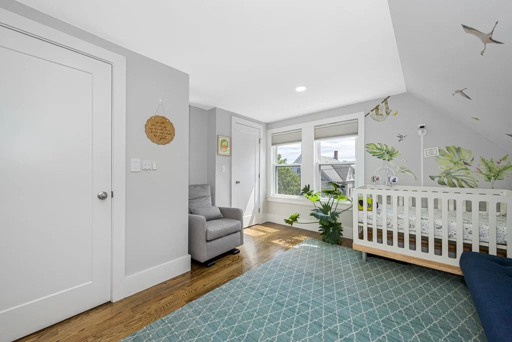 3 bed, 3 bath apartment for rent at 10 Grant St Unit 2, Winter Hill — photo 33 of 39