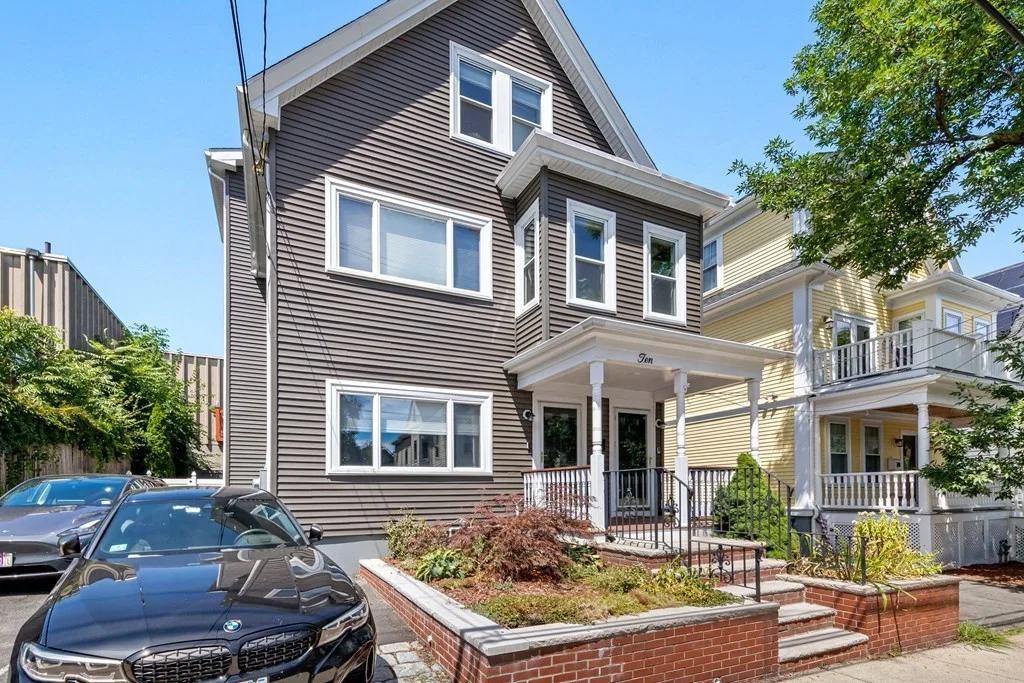 3 bed, 3 bath apartment for rent at 10 Grant St Unit 2, Winter Hill — photo 39 of 39
