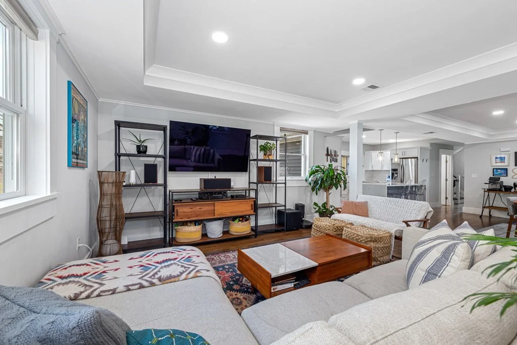 3 bed, 3 bath apartment for rent at 10 Grant St Unit 2, Winter Hill — photo 9 of 39