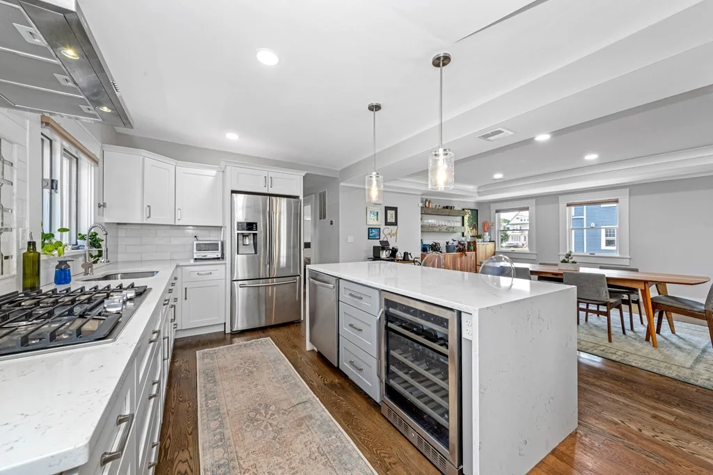 3 bed, 3 bath apartment for rent at 10 Grant St Unit 2, Winter Hill — photo 17 of 39