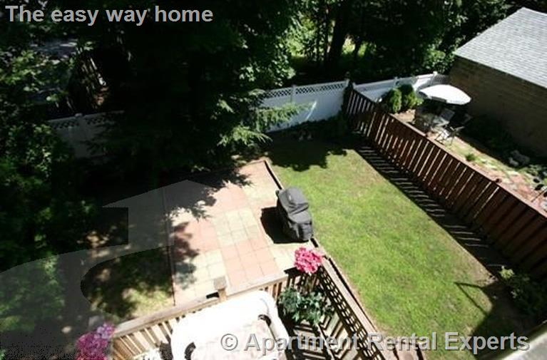 4 bed, 1 bath apartment for rent at 10 Greenleaf Ave Unit 2, Tufts — photo 2 of 6