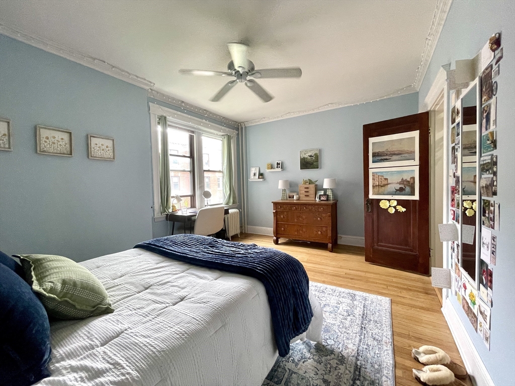 4 bed, 1 bath apartment for rent at 10 Greenway Ct Unit 3, Coolidge Corner — photo 7 of 8