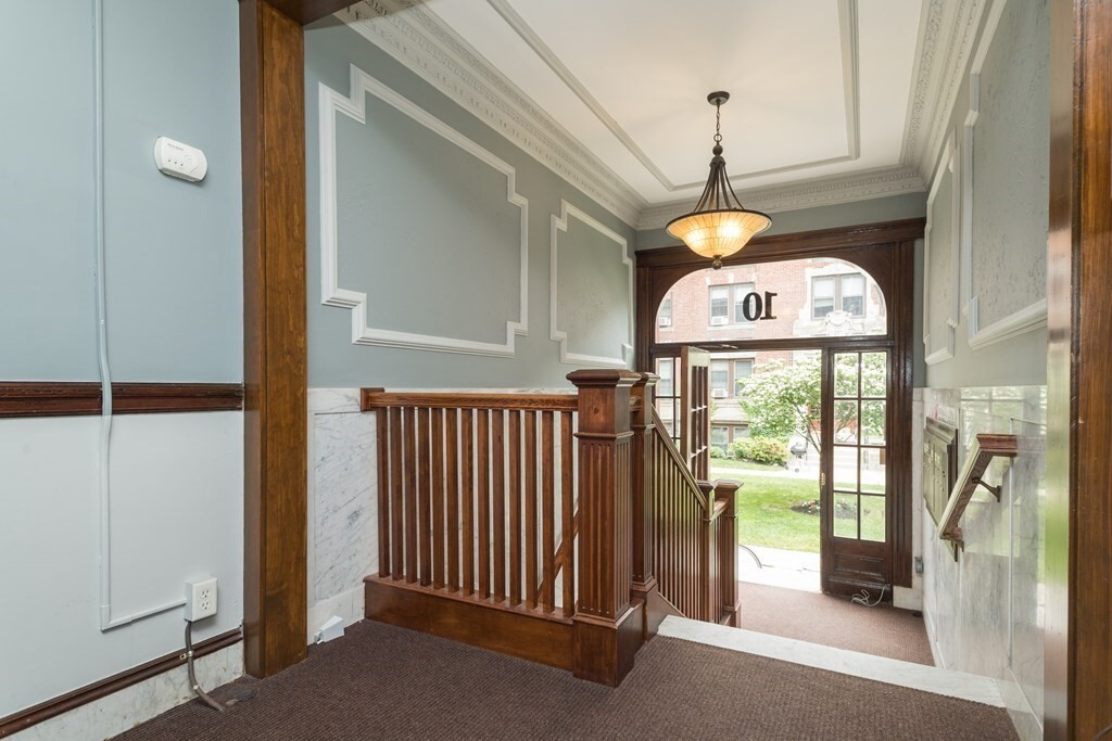 4 bed, 1 bath apartment for rent at 10 Greenway Ct Unit 4, Coolidge Corner — photo 22 of 22