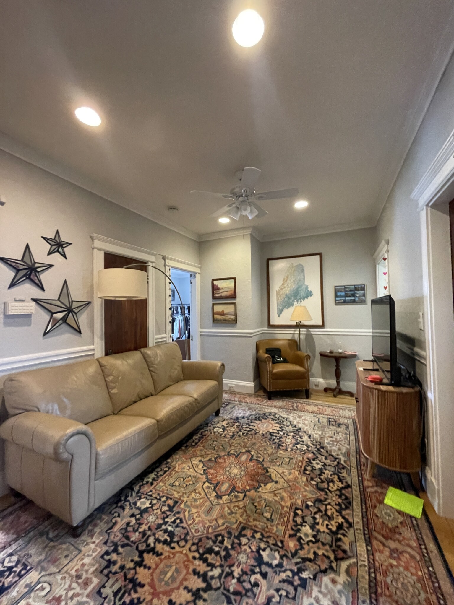 4 bed, 1 bath apartment for rent at 10 Greenway Ct Unit 5, Coolidge Corner — photo 6 of 26