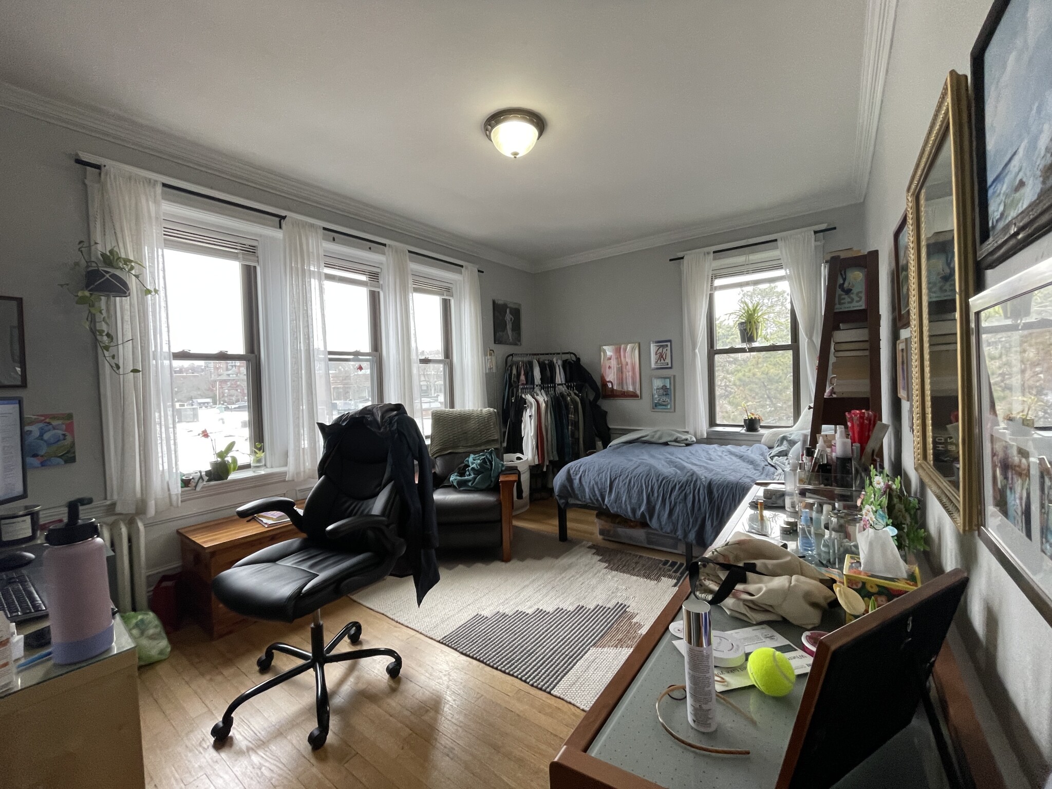 4 bed, 1 bath apartment for rent at 10 Greenway Ct Unit 5, Coolidge Corner