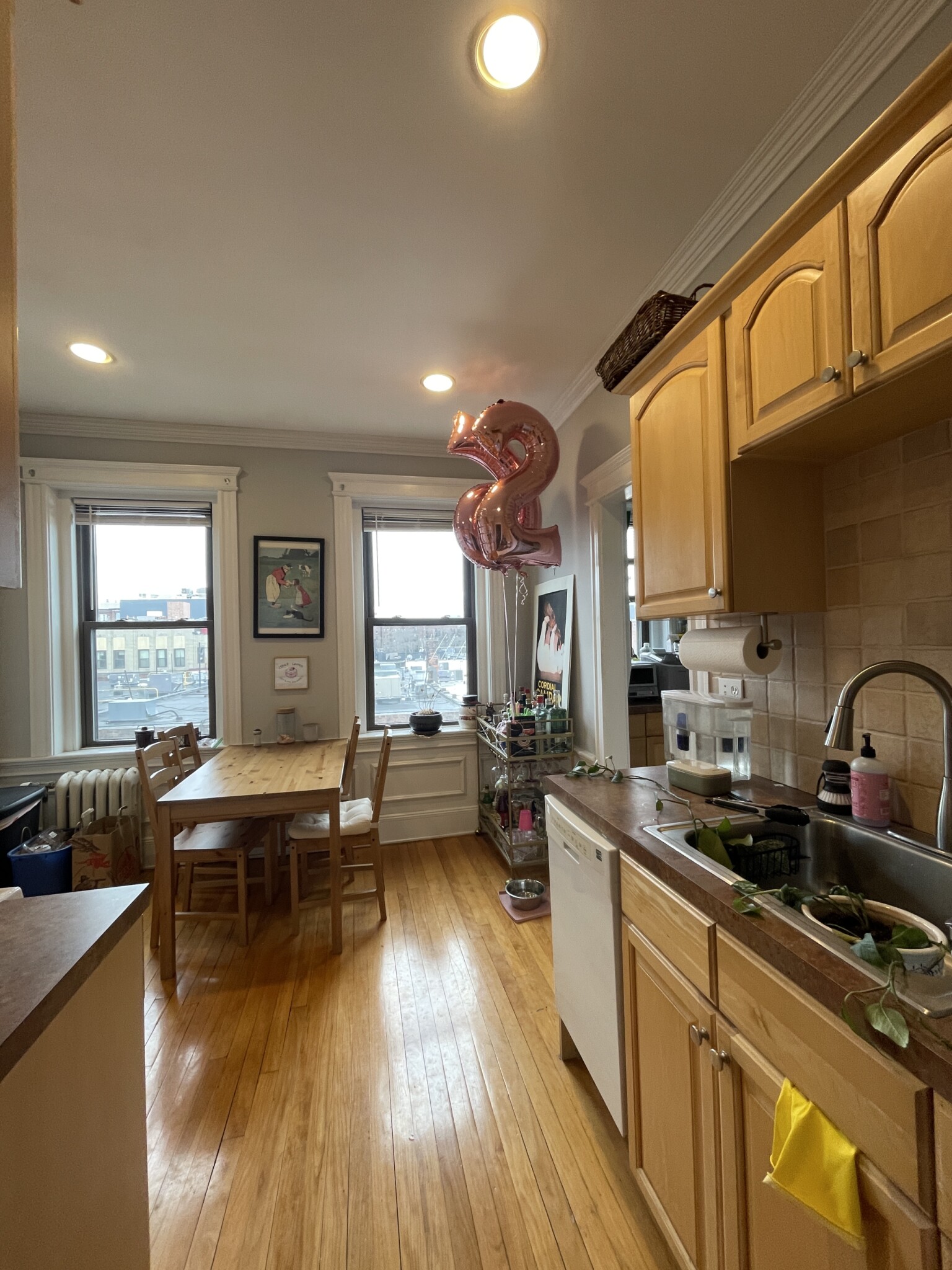 4 bed, 1 bath apartment for rent at 10 Greenway Ct Unit 5, Coolidge Corner — photo 7 of 26