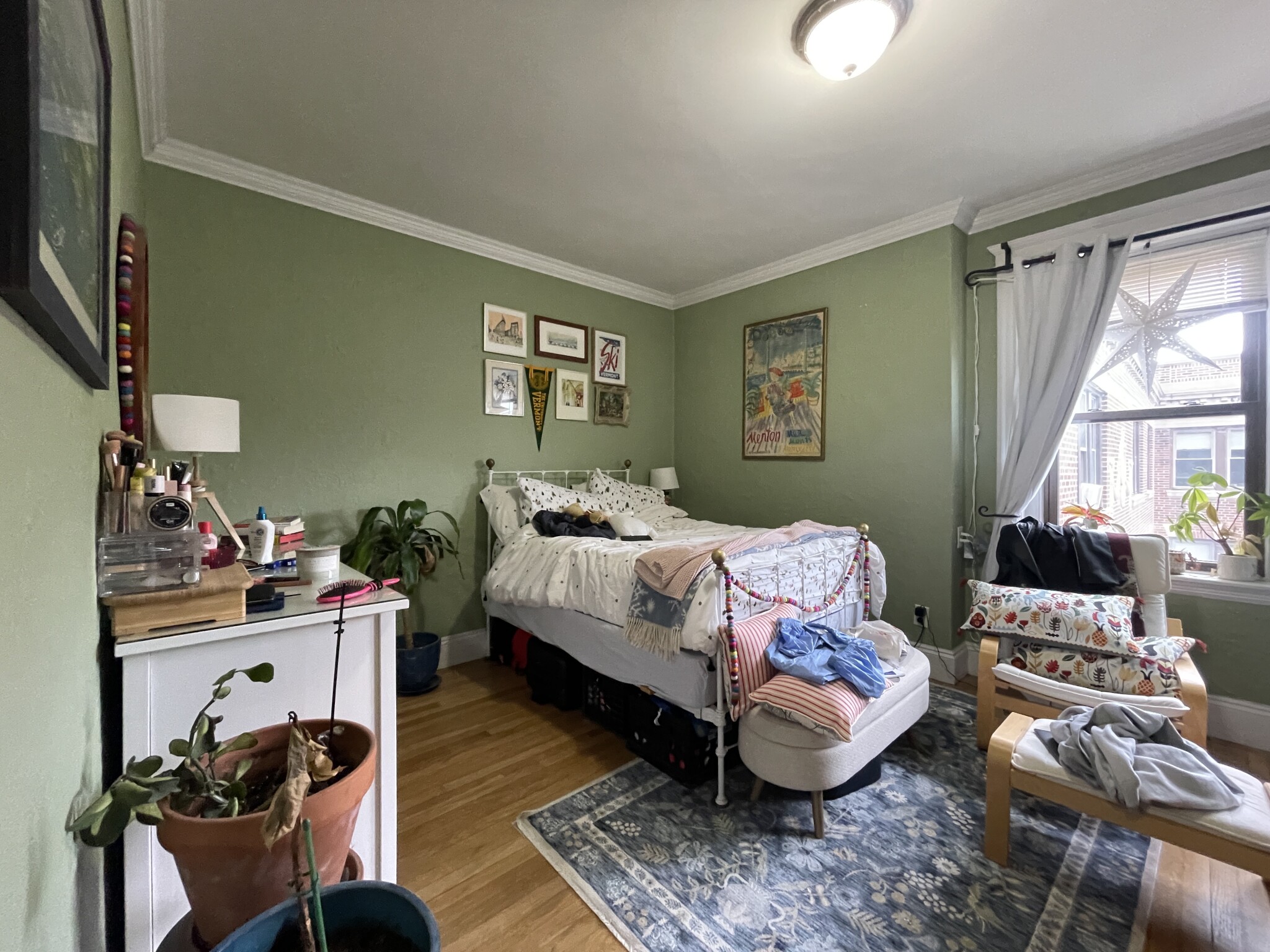 4 bed, 1 bath apartment for rent at 10 Greenway Ct Unit 5, Coolidge Corner — photo 15 of 26