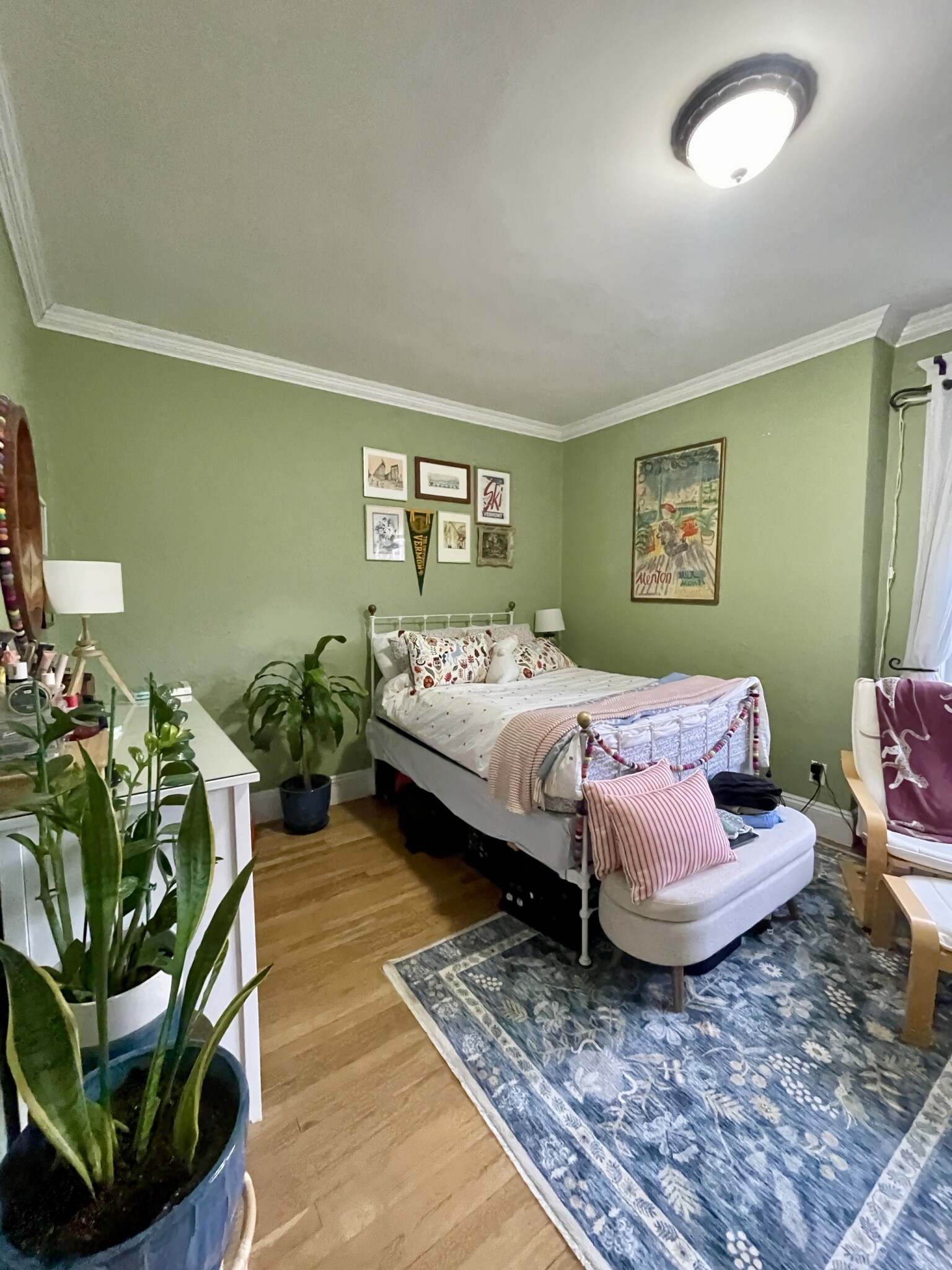 4 bed, 1 bath apartment for rent at 10 Greenway Ct Unit 5, Coolidge Corner — photo 9 of 26