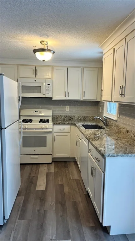 2 bed, 1 bath apartment for rent at 10 Groton Rd Unit A1, Westford — photo 2 of 11