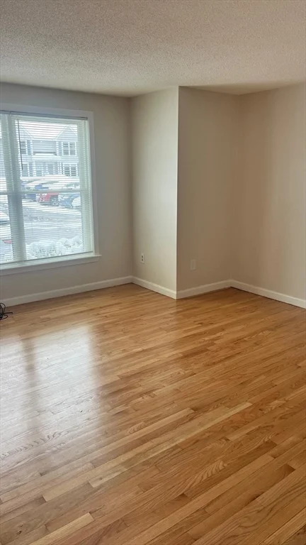 2 bed, 1 bath apartment for rent at 10 Groton Rd Unit A1, Westford — photo 3 of 11
