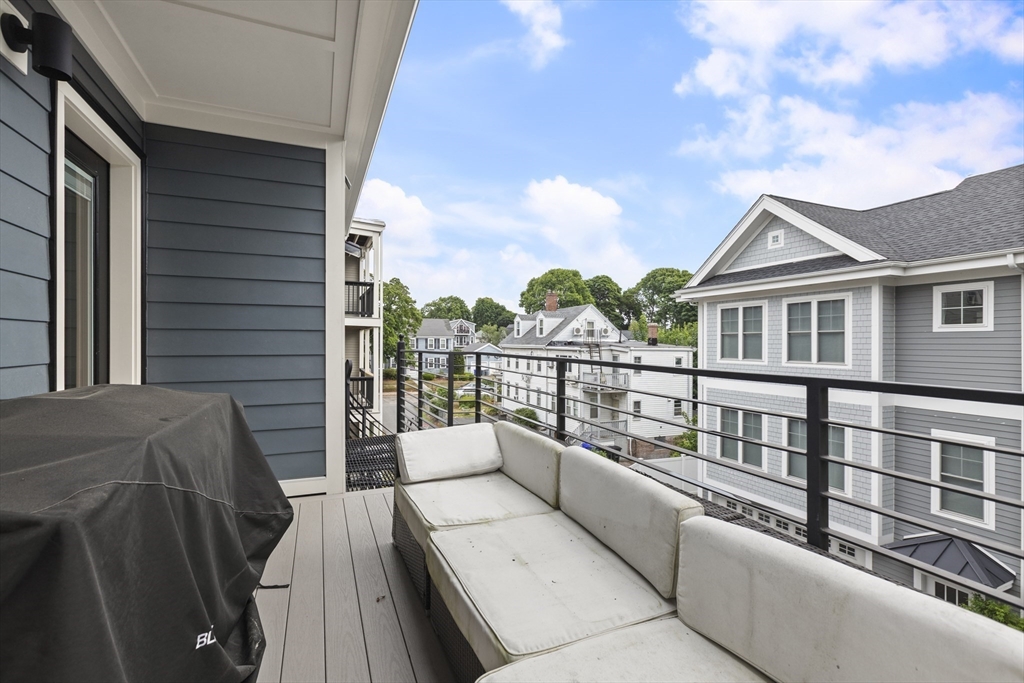 3 bed, 3 bath apartment for rent at 10 Hallet Unit 2, Dorchester — photo 29 of 35