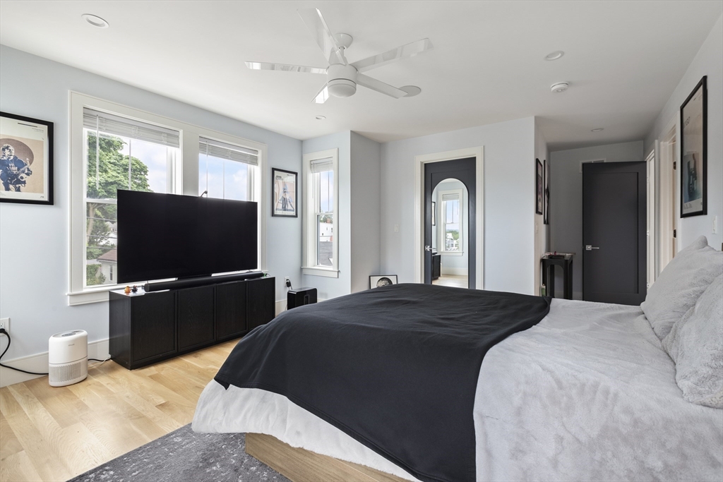 3 bed, 3 bath apartment for rent at 10 Hallet Unit 2, Dorchester — photo 22 of 35