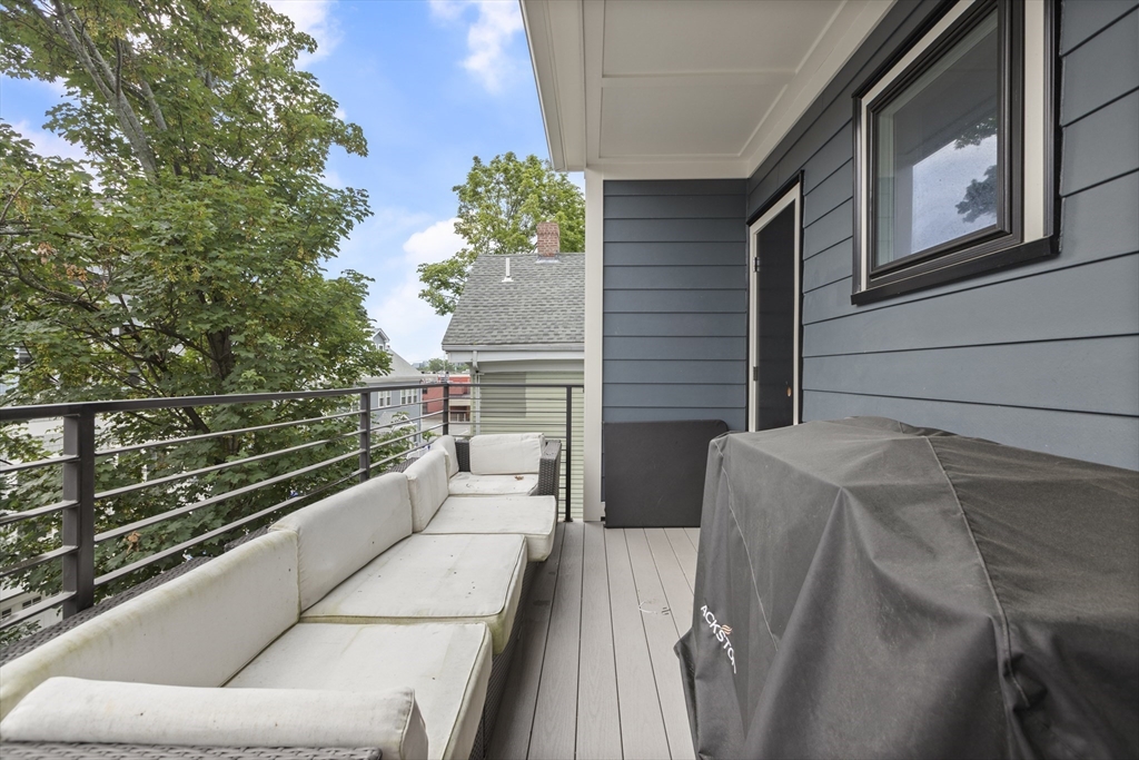 3 bed, 3 bath apartment for rent at 10 Hallet Unit 2, Dorchester — photo 28 of 35