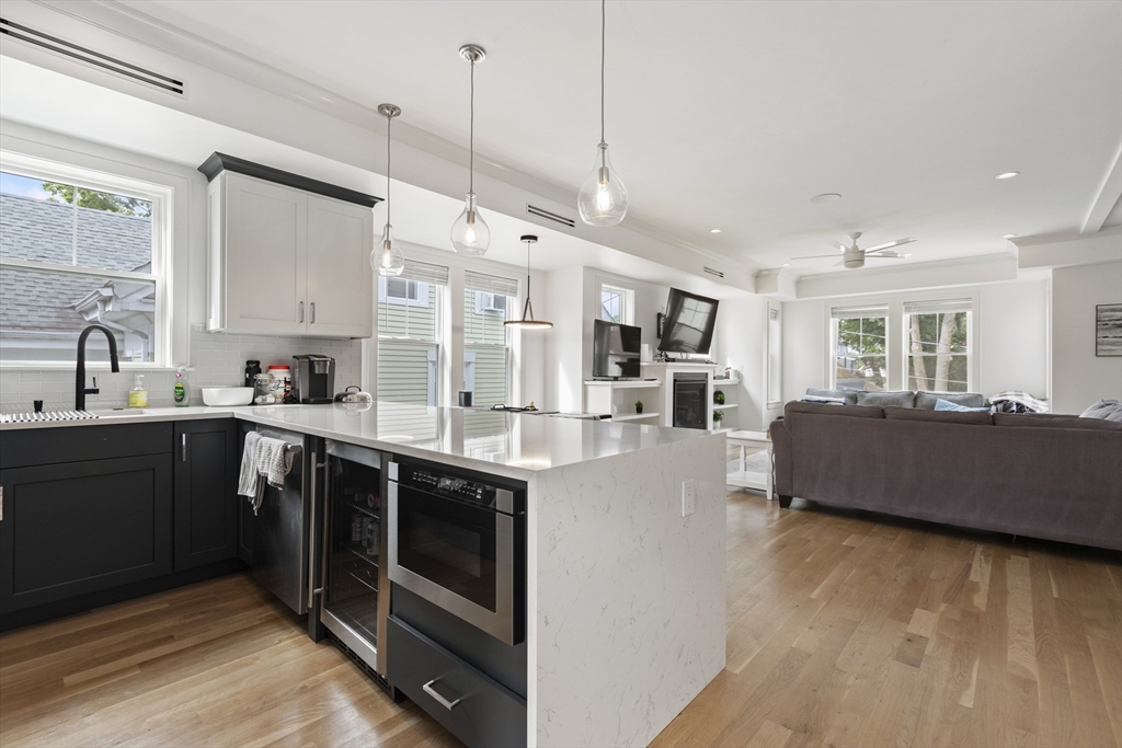 3 bed, 3 bath apartment for rent at 10 Hallet Unit 2, Dorchester — photo 5 of 35