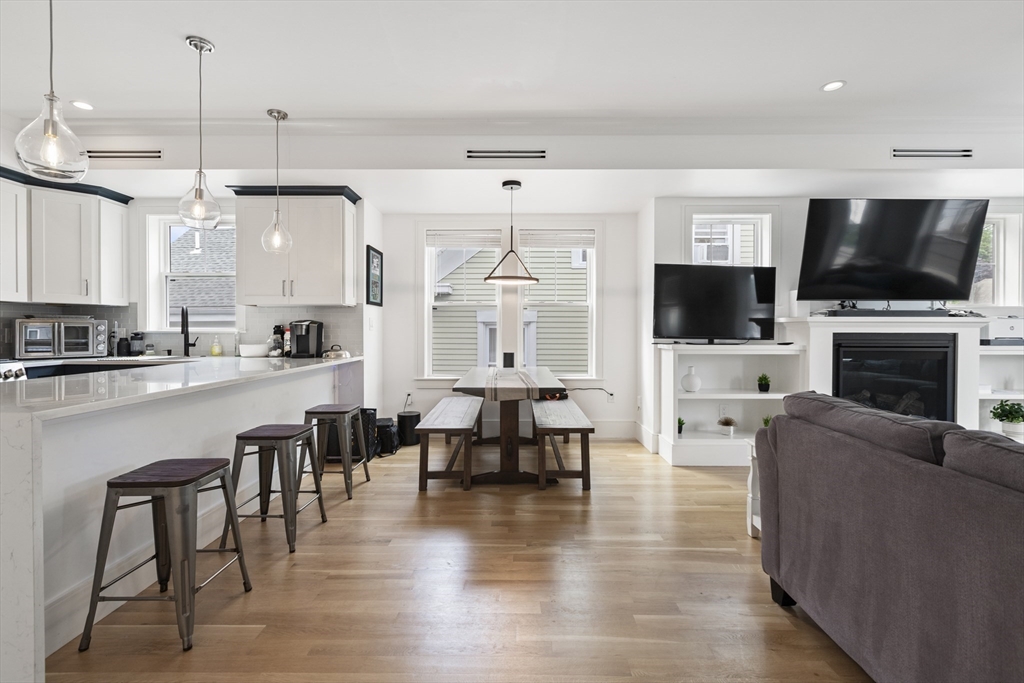 3 bed, 3 bath apartment for rent at 10 Hallet Unit 2, Dorchester — photo 4 of 35