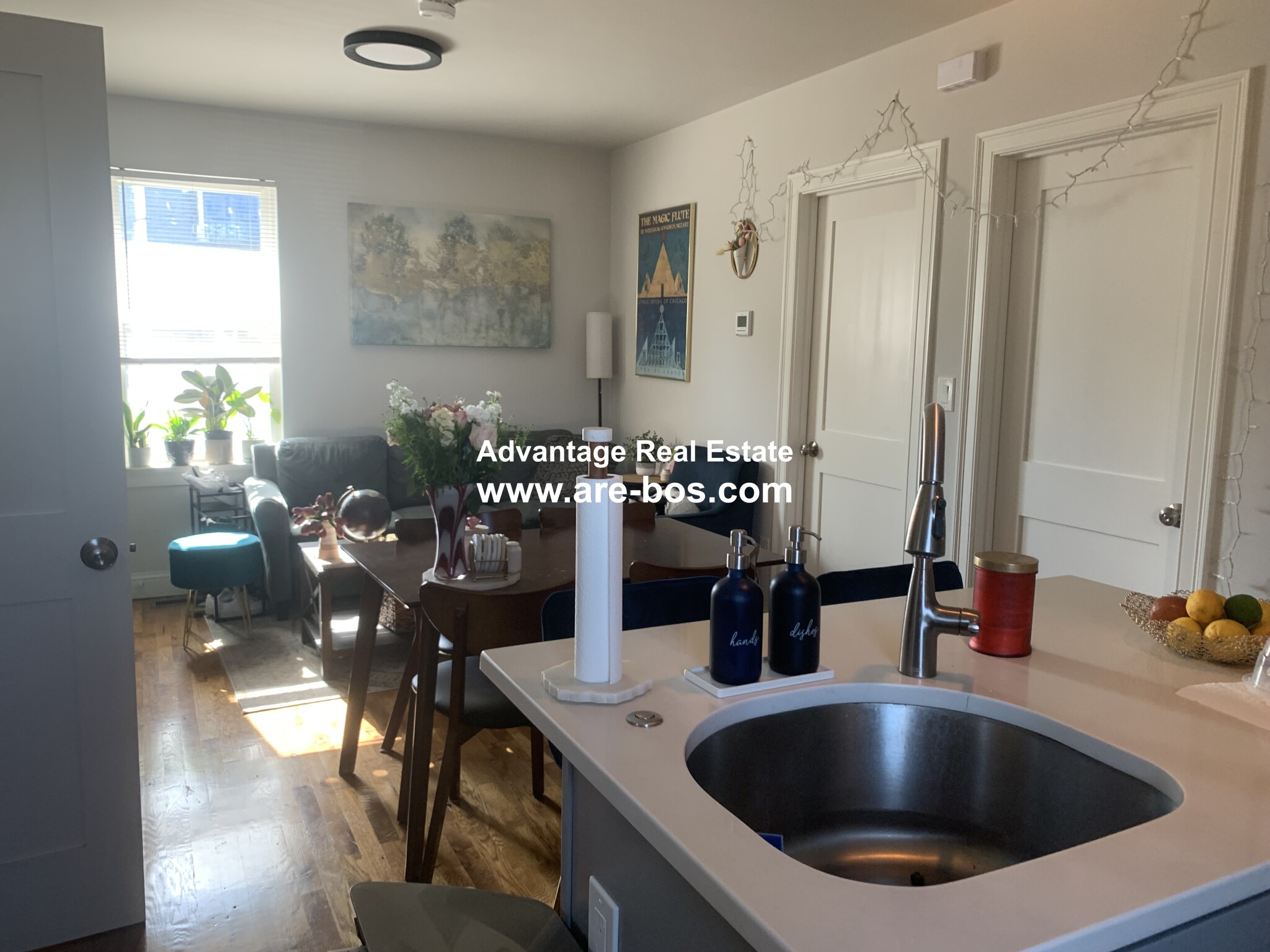 3 bed, 2 bath apartment for rent at 10 Harding St Unit 1T, Wellington-Harrington — photo 2 of 11