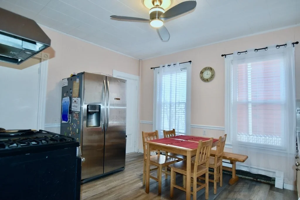 3 bed, 1 bath apartment for rent at 10 Hartland St Unit 1, Dorchester — photo 17 of 23