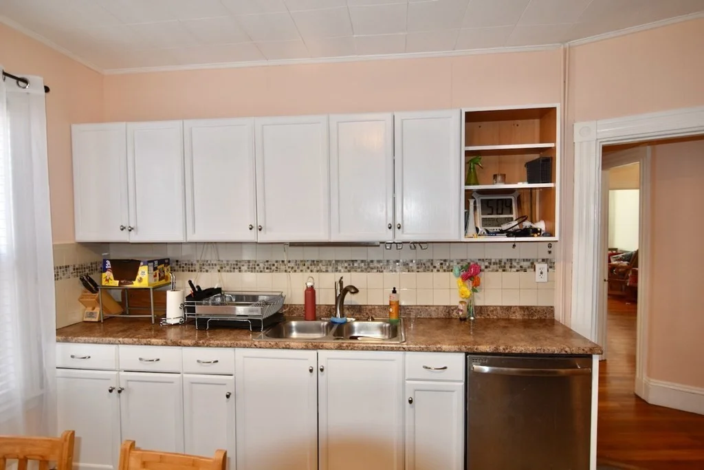 3 bed, 1 bath apartment for rent at 10 Hartland St Unit 1, Dorchester — photo 20 of 23