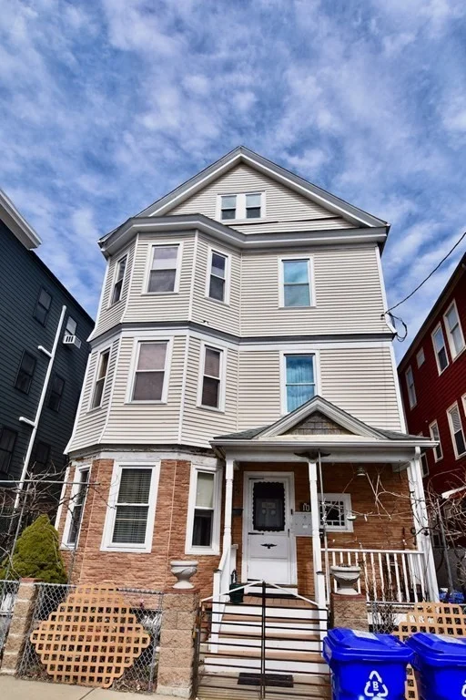 3 bed, 1 bath apartment for rent at 10 Hartland St Unit 1, Dorchester — photo 23 of 23