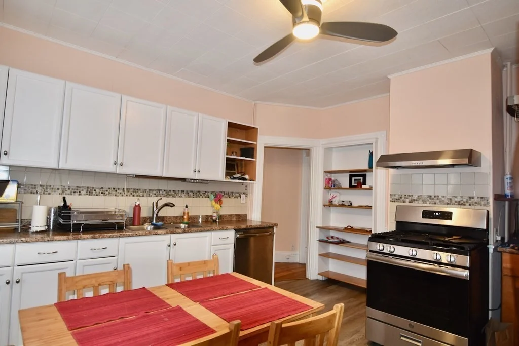 3 bed, 1 bath apartment for rent at 10 Hartland St Unit 1, Dorchester — photo 19 of 23