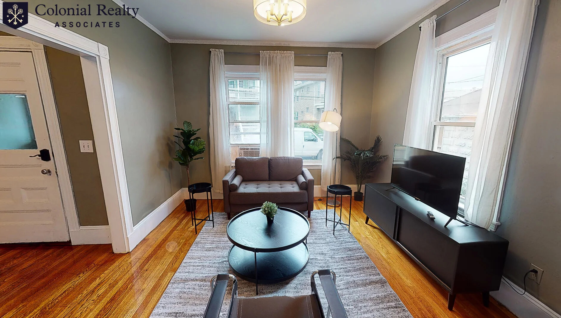 6 bed, 2 bath apartment for rent at 10 Haskell St Unit 2, Lower Allston — photo 4 of 54