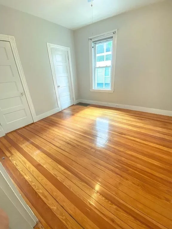 3 bed, 1 bath apartment for rent at 10 Hatch St Unit 1, South Boston — photo 14 of 18