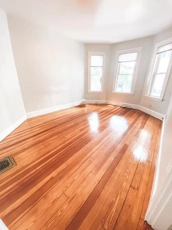 3 bed, 1 bath apartment for rent at 10 Hatch St Unit 1, South Boston — photo 12 of 18