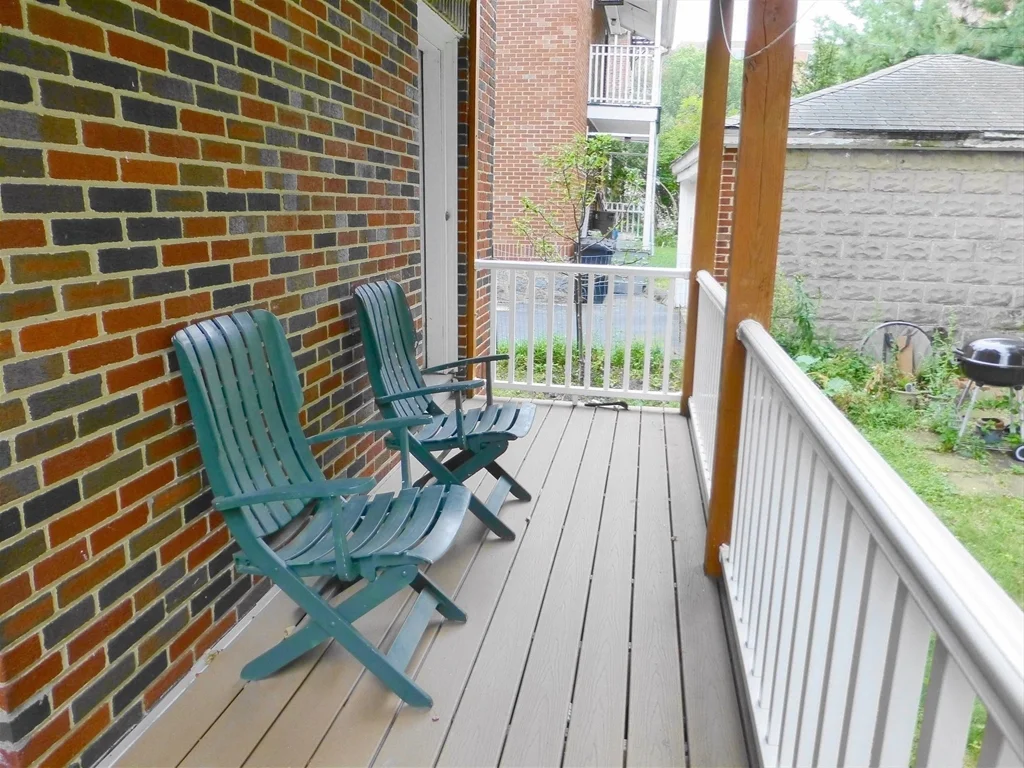 2 bed, 1 bath apartment for rent at 10 Hatherly Rd Unit 1, Brighton — photo 13 of 14
