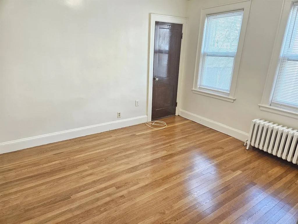 2 bed, 1 bath apartment for rent at 10 Hatherly Rd Unit 1, Brighton — photo 12 of 14
