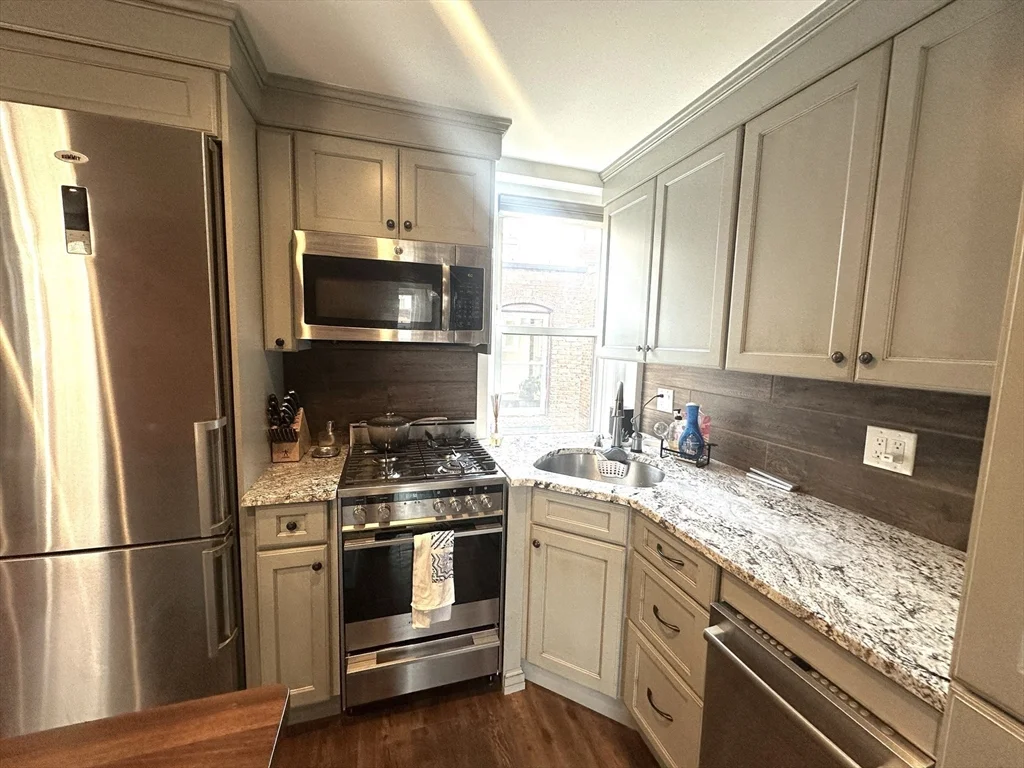1 bed, 1 bath apartment for rent at 10 Henchman St Unit 5R, North End — photo 4 of 18