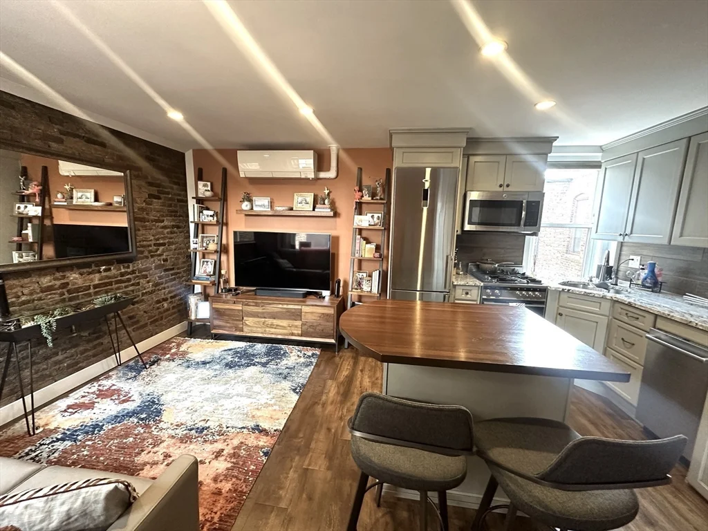 1 bed, 1 bath apartment for rent at 10 Henchman St Unit 5R, North End — photo 3 of 18