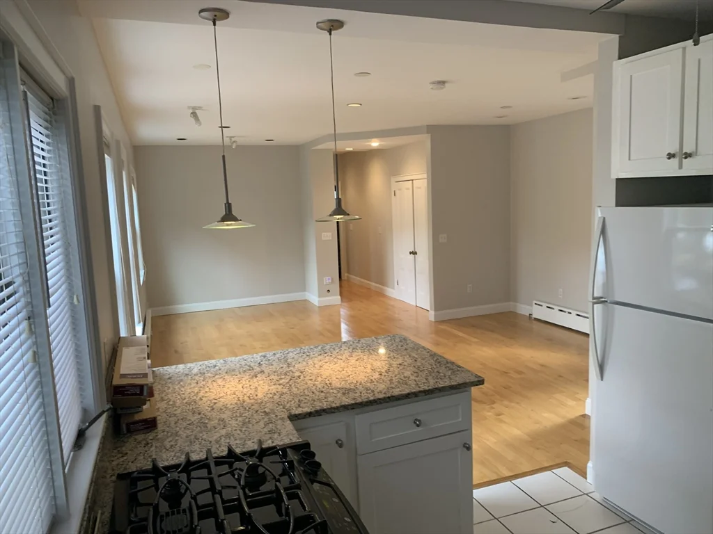 1 bed, 1 bath apartment for rent at 10 Hingham St Unit 1, Riverside — photo 2 of 8