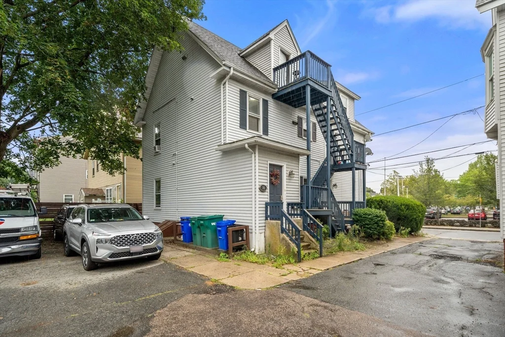 2 bed, 1 bath apartment for rent at 10 Holman St Unit C, Attleboro — photo 11 of 13