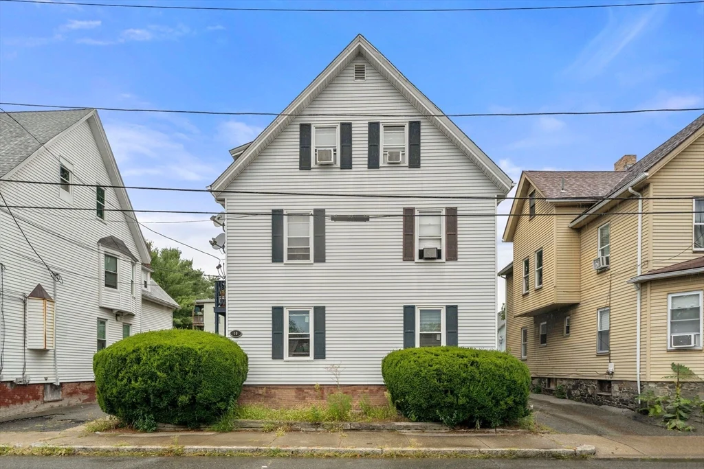 2 bed, 1 bath apartment for rent at 10 Holman St Unit C, Attleboro — photo 1 of 13
