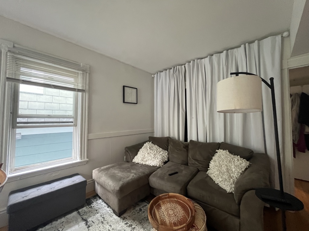 3.5 bed, 1.5 bath apartment for rent at 10 Homer Sq Unit 2, Prospect Hill — photo 17 of 36