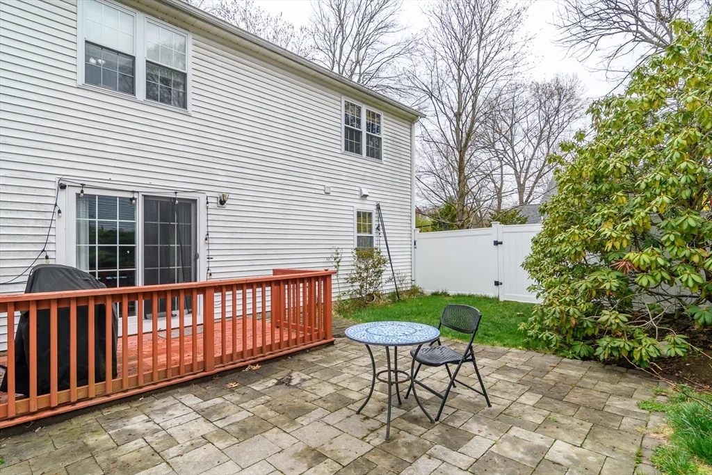 3 bed, 2 bath apartment for rent at 10 Homeward Ln Unit 10, Natick — photo 20 of 21