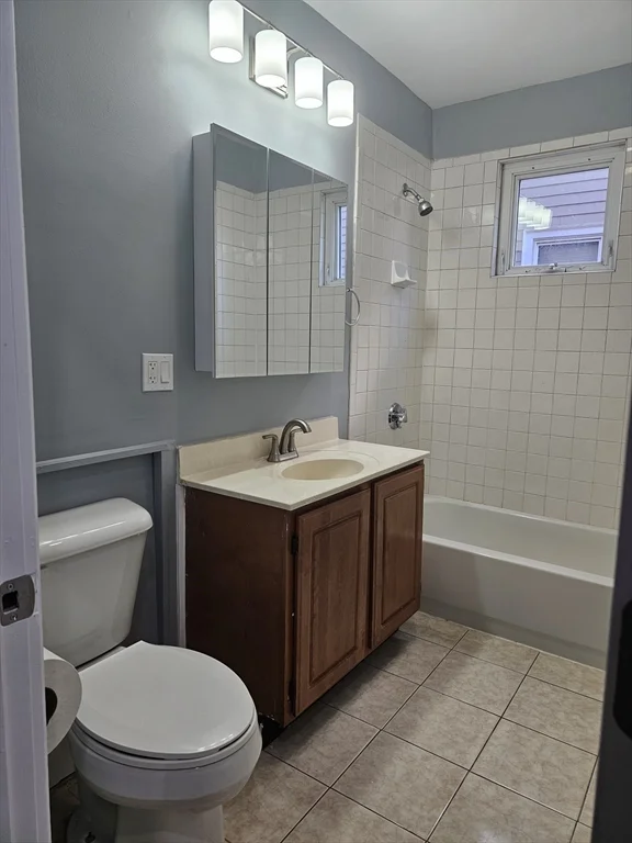 3 bed, 1 bath apartment for rent at 10 Hosmer St Unit 1, Mattapan — photo 8 of 19