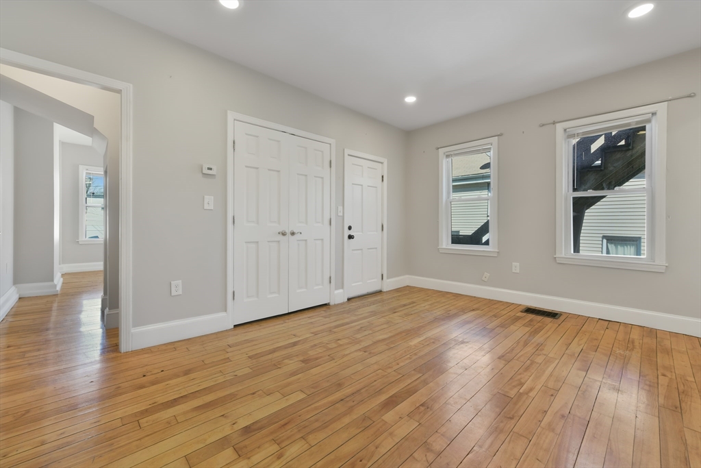 2 bed, 1 bath apartment for rent at 10 Howell Ct Unit 1, Chelsea — photo 8 of 12