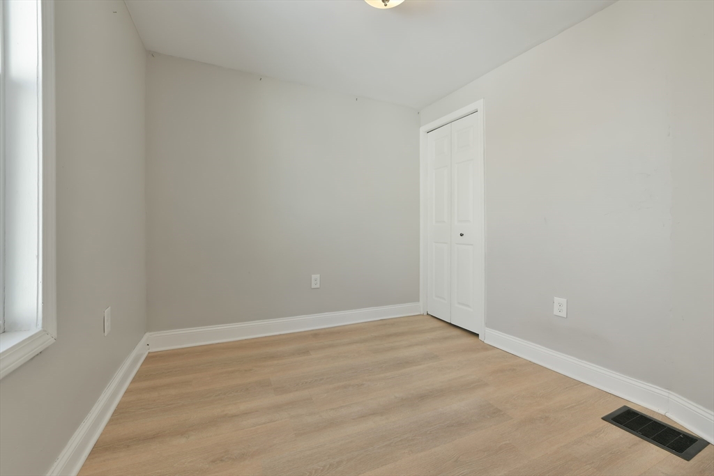 2 bed, 1 bath apartment for rent at 10 Howell Ct Unit 1, Chelsea — photo 7 of 12