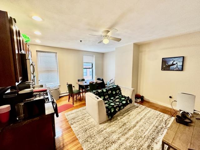 2 bed, 1 bath apartment for rent at 10 Hull St Unit 1, North End — photo 3 of 16