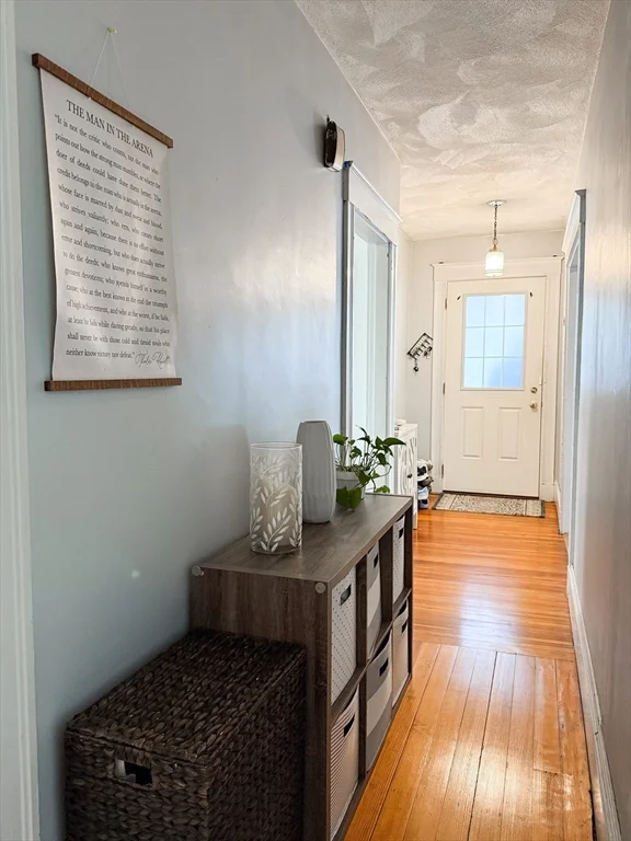2 bed, 1 bath apartment for rent at 10 Hunnewell Ave Unit 10, Brighton — photo 19 of 23
